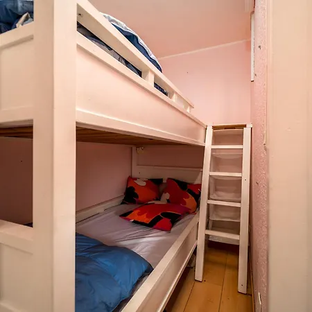 Apartment Auriac A By Interhome